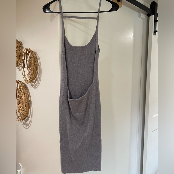 Backless Dress - Picture 3 of 3